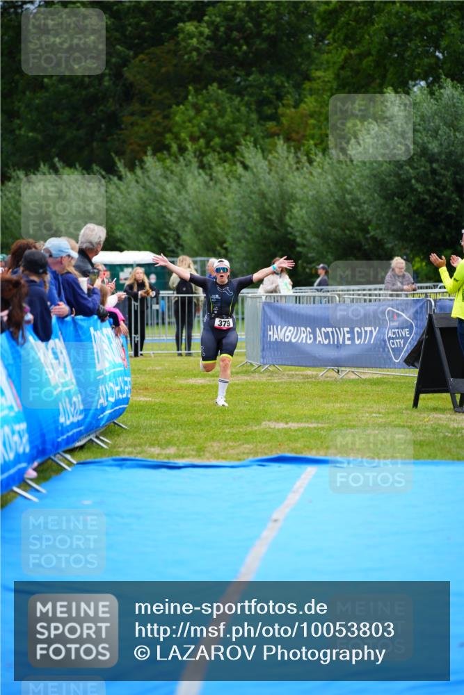 30.08.2026 - Elbe Triathlon Hamburg LAZAROV Photography http://msf.ph/oto/10053803 30.08.2026 10:52:29 Ziel 379 meine-sportfotos.de
