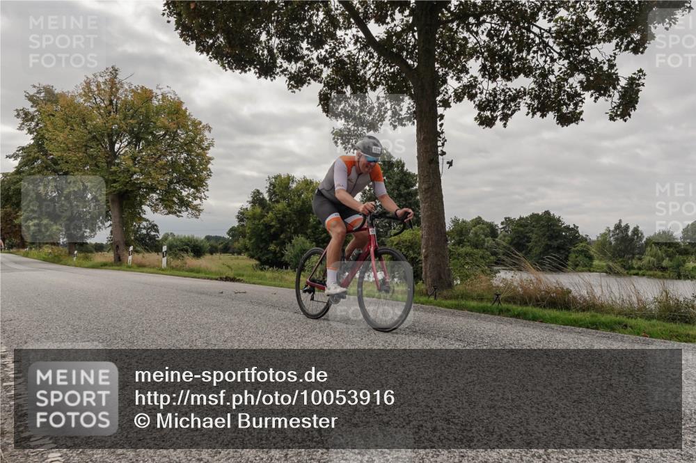 30.08.2026 - Elbe Triathlon Hamburg Michael Burmester http://msf.ph/oto/10053916 30.08.2026 10:55:14 Radfahren 978, 1016, 1095, 1219, 1288 meine-sportfotos.de