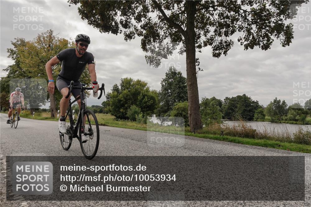 30.08.2026 - Elbe Triathlon Hamburg Michael Burmester http://msf.ph/oto/10053934 30.08.2026 10:55:29 Radfahren 1018, 1198, 1238, 1270, 1274, 1440 meine-sportfotos.de