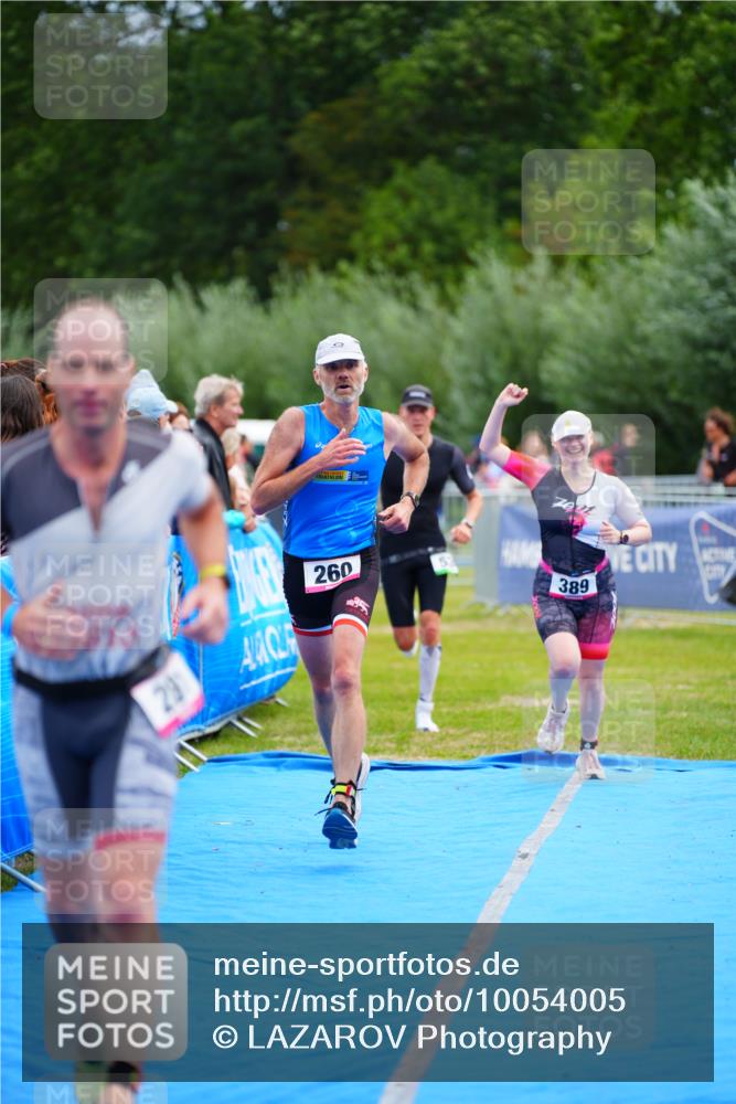 30.08.2026 - Elbe Triathlon Hamburg LAZAROV Photography http://msf.ph/oto/10054005 30.08.2026 10:53:04 Ziel 260, 281, 389, 533 meine-sportfotos.de