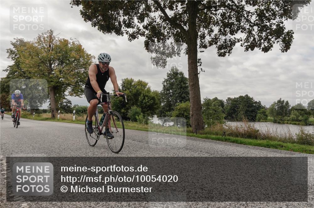 30.08.2026 - Elbe Triathlon Hamburg Michael Burmester http://msf.ph/oto/10054020 30.08.2026 10:56:50 Radfahren 974, 1026, 1126, 1191, 1193, 1276 meine-sportfotos.de