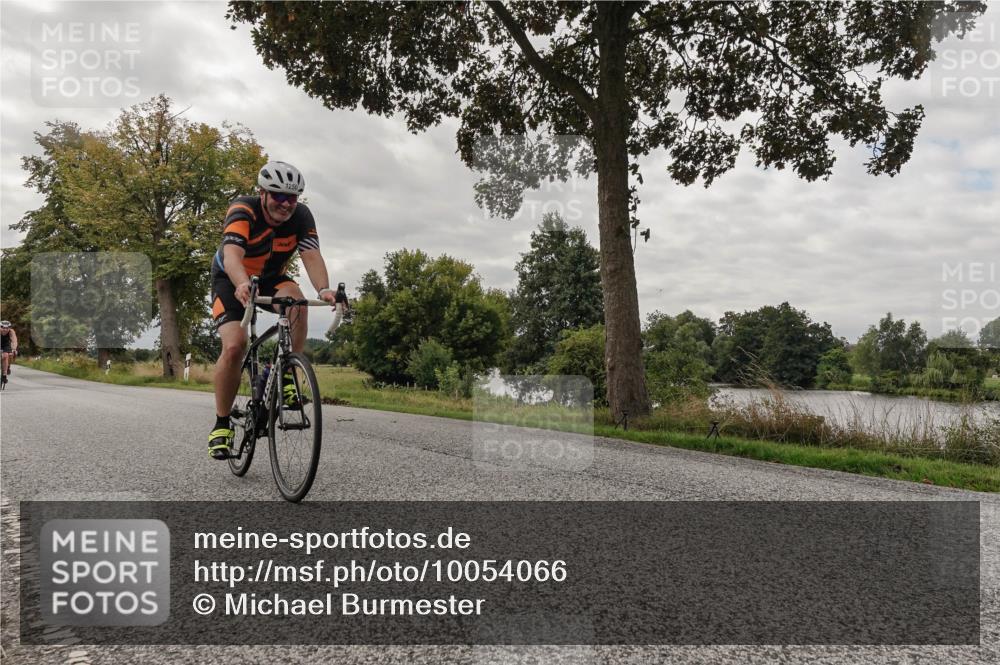 30.08.2026 - Elbe Triathlon Hamburg Michael Burmester http://msf.ph/oto/10054066 30.08.2026 10:57:32 Radfahren 1081, 1250, 1262, 1343, 1375 meine-sportfotos.de