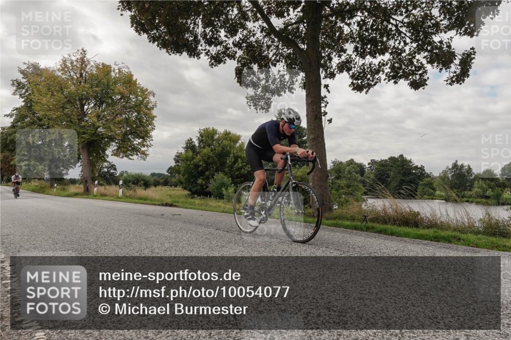 30.08.2026 - Elbe Triathlon Hamburg Michael Burmester http://msf.ph/oto/10054077 30.08.2026 10:57:39 Radfahren 1150, 1183, 1375 meine-sportfotos.de