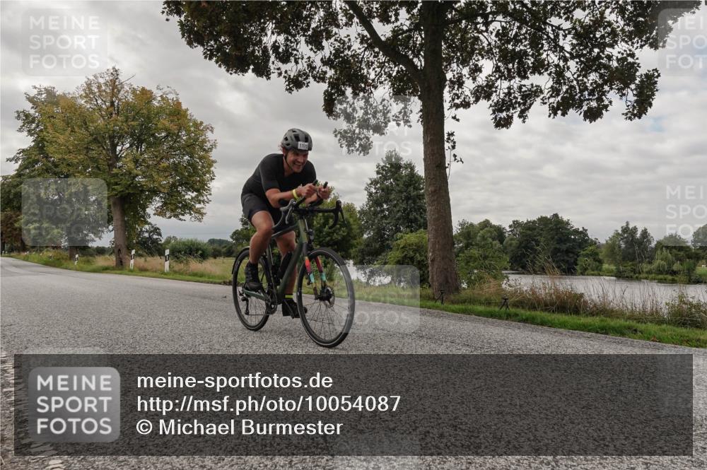 30.08.2026 - Elbe Triathlon Hamburg Michael Burmester http://msf.ph/oto/10054087 30.08.2026 10:57:51 Radfahren 1078, 1170 meine-sportfotos.de