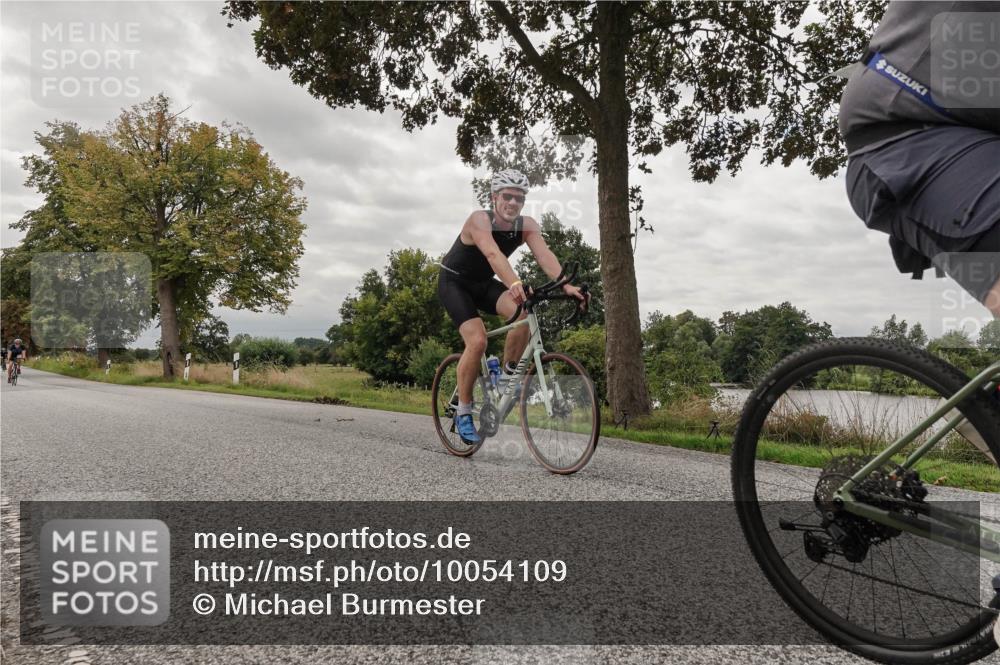 30.08.2026 - Elbe Triathlon Hamburg Michael Burmester http://msf.ph/oto/10054109 30.08.2026 10:58:21 Radfahren 1107, 1134, 1199, 1229 meine-sportfotos.de