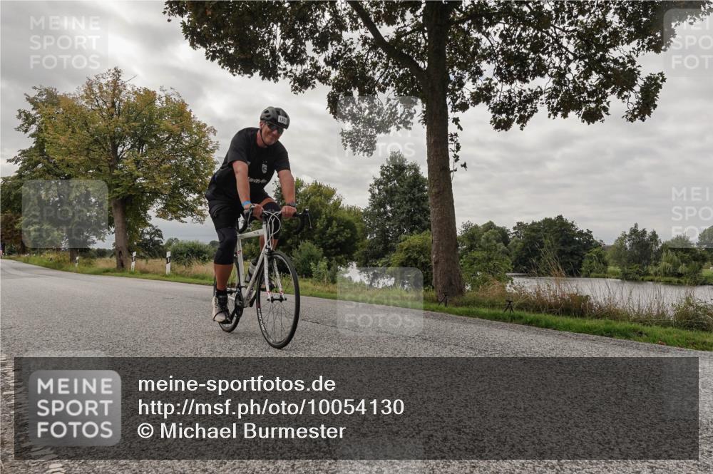 30.08.2026 - Elbe Triathlon Hamburg Michael Burmester http://msf.ph/oto/10054130 30.08.2026 10:59:07 Radfahren 1137, 1203, 1290, 1301 meine-sportfotos.de