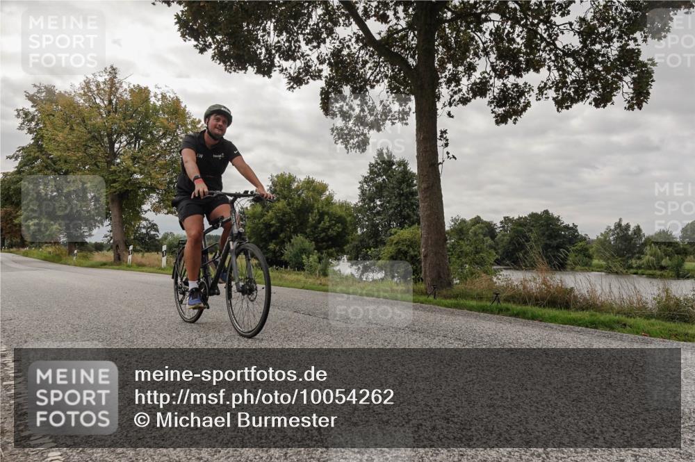 30.08.2026 - Elbe Triathlon Hamburg Michael Burmester http://msf.ph/oto/10054262 30.08.2026 11:00:50 Radfahren 952, 1082, 1139, 1168 meine-sportfotos.de