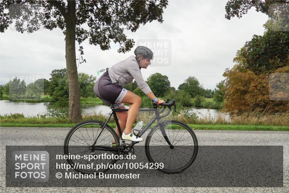 30.08.2026 - Elbe Triathlon Hamburg Michael Burmester http://msf.ph/oto/10054299 30.08.2026 10:45:59 Radfahren 860, 985, 1000, 1037, 1054, 1122, 1161, 1163, 1164, 1222, 1249 meine-sportfotos.de