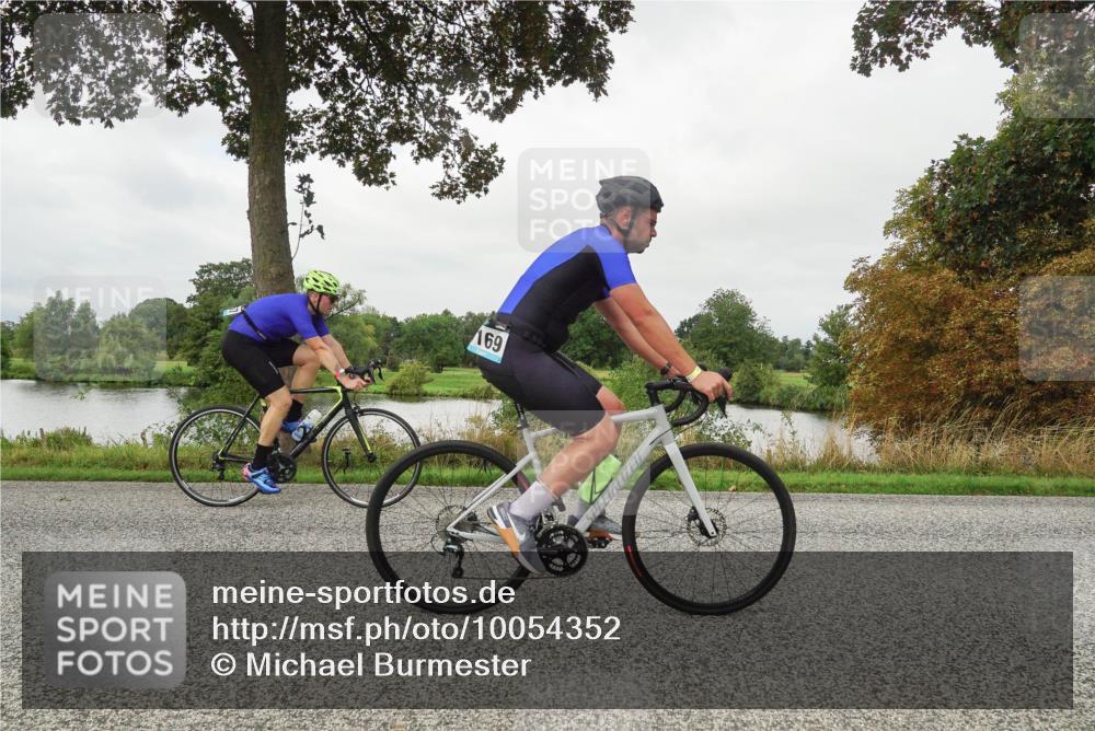 30.08.2026 - Elbe Triathlon Hamburg Michael Burmester http://msf.ph/oto/10054352 30.08.2026 10:46:33 Radfahren 789, 1057, 1087, 1114, 1169 meine-sportfotos.de