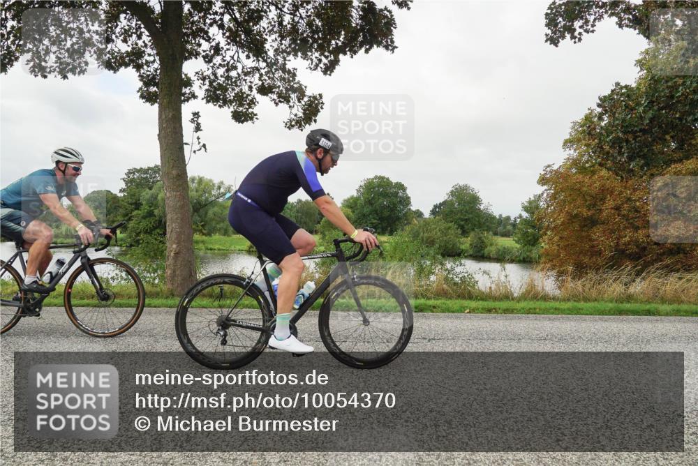 30.08.2026 - Elbe Triathlon Hamburg Michael Burmester http://msf.ph/oto/10054370 30.08.2026 10:46:51 Radfahren 925, 1058, 1154, 1227 meine-sportfotos.de