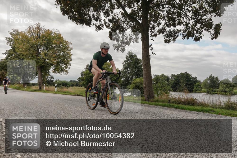 30.08.2026 - Elbe Triathlon Hamburg Michael Burmester http://msf.ph/oto/10054382 30.08.2026 11:03:31 Radfahren 1141, 1462 meine-sportfotos.de