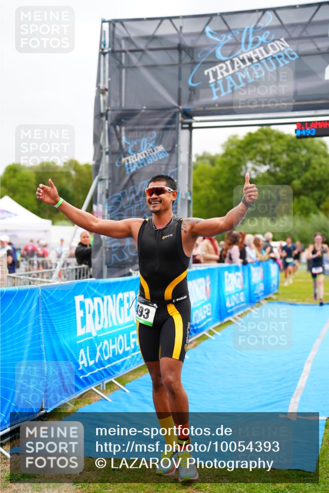 30.08.2026 - Elbe Triathlon Hamburg LAZAROV Photography http://msf.ph/oto/10054393 30.08.2026 10:55:21 Ziel 353, 438, 493, 519, 663 meine-sportfotos.de