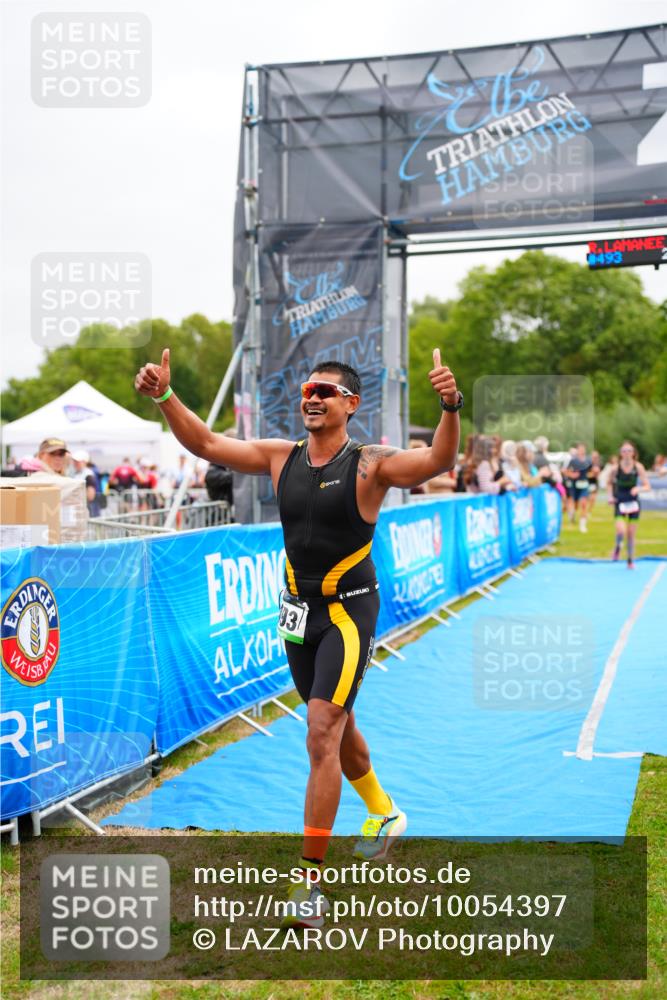 30.08.2026 - Elbe Triathlon Hamburg LAZAROV Photography http://msf.ph/oto/10054397 30.08.2026 10:55:21 Ziel 353, 438, 493, 519, 663 meine-sportfotos.de