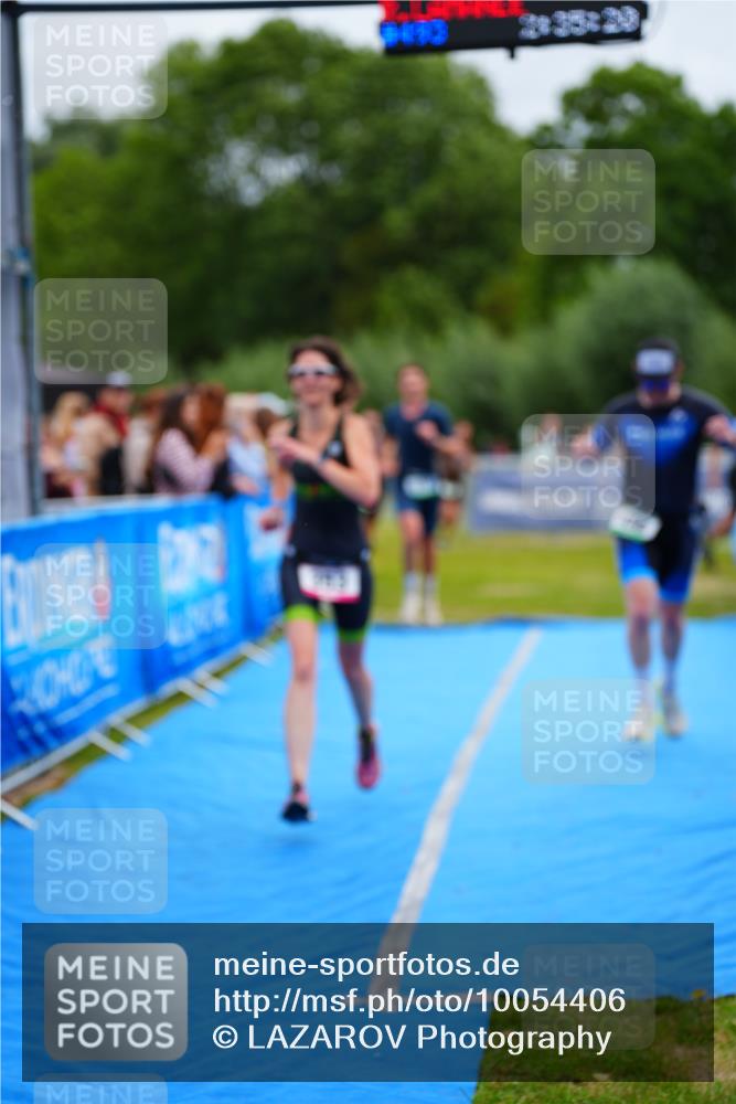 30.08.2026 - Elbe Triathlon Hamburg LAZAROV Photography http://msf.ph/oto/10054406 30.08.2026 10:55:23 Ziel 353, 438, 519, 663 meine-sportfotos.de