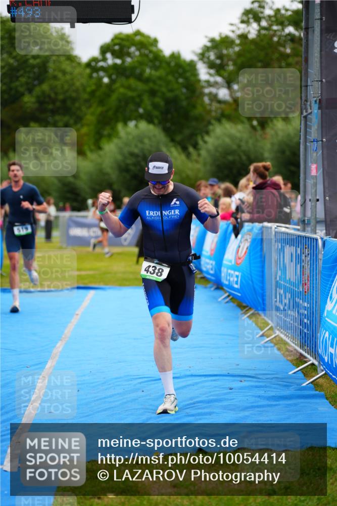 30.08.2026 - Elbe Triathlon Hamburg LAZAROV Photography http://msf.ph/oto/10054414 30.08.2026 10:55:24 Ziel 353, 438, 519, 663 meine-sportfotos.de