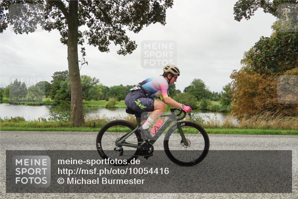 30.08.2026 - Elbe Triathlon Hamburg Michael Burmester http://msf.ph/oto/10054416 30.08.2026 10:47:36 Radfahren 944, 983, 1027, 1120, 1207 meine-sportfotos.de