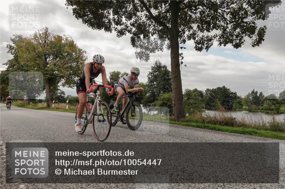30.08.2026 - Elbe Triathlon Hamburg Michael Burmester http://msf.ph/oto/10054447 30.08.2026 11:04:41 Radfahren 820, 1169, 1256, 1295, 1362, 1392 meine-sportfotos.de