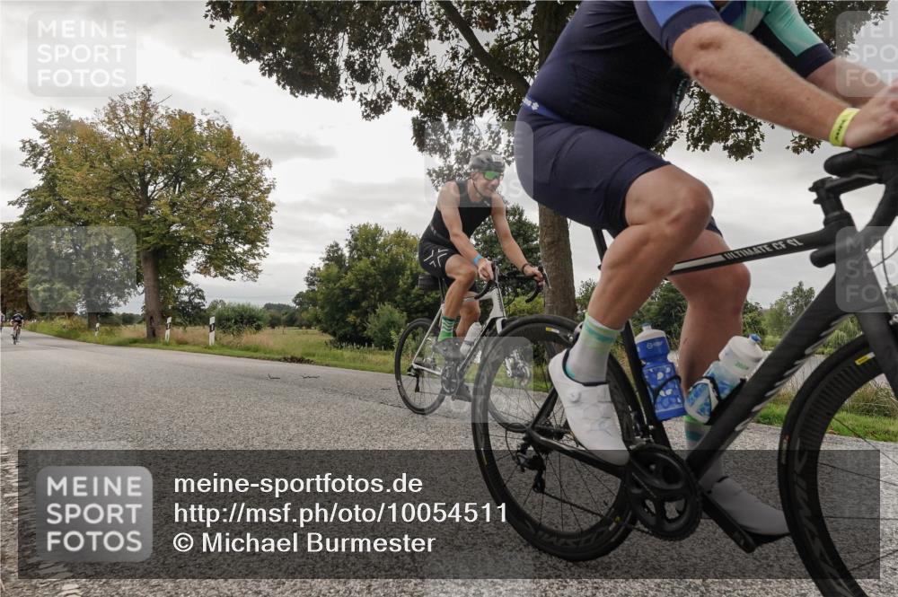 30.08.2026 - Elbe Triathlon Hamburg Michael Burmester http://msf.ph/oto/10054511 30.08.2026 11:06:01 Radfahren 1154, 1271, 1303, 1390, 1457 meine-sportfotos.de