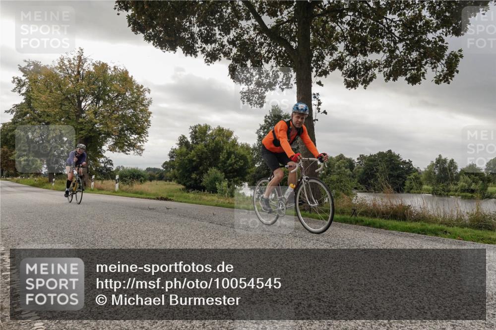 30.08.2026 - Elbe Triathlon Hamburg Michael Burmester http://msf.ph/oto/10054545 30.08.2026 11:06:50 Radfahren 1146, 1209, 1264, 1460 meine-sportfotos.de
