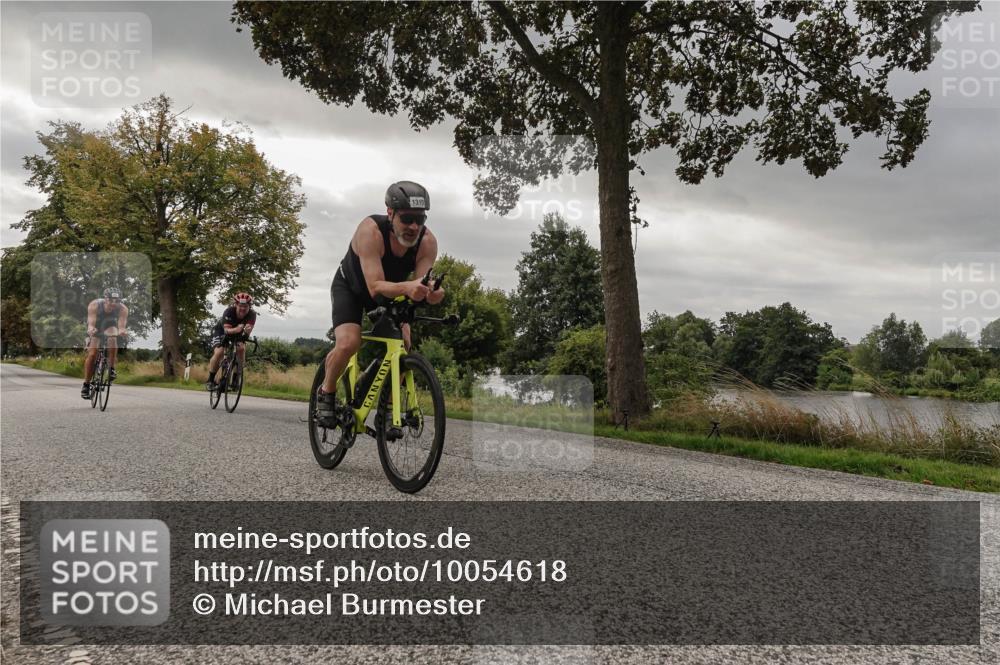 30.08.2026 - Elbe Triathlon Hamburg Michael Burmester http://msf.ph/oto/10054618 30.08.2026 11:08:17 Radfahren 1277, 1310, 1311, 1398 meine-sportfotos.de