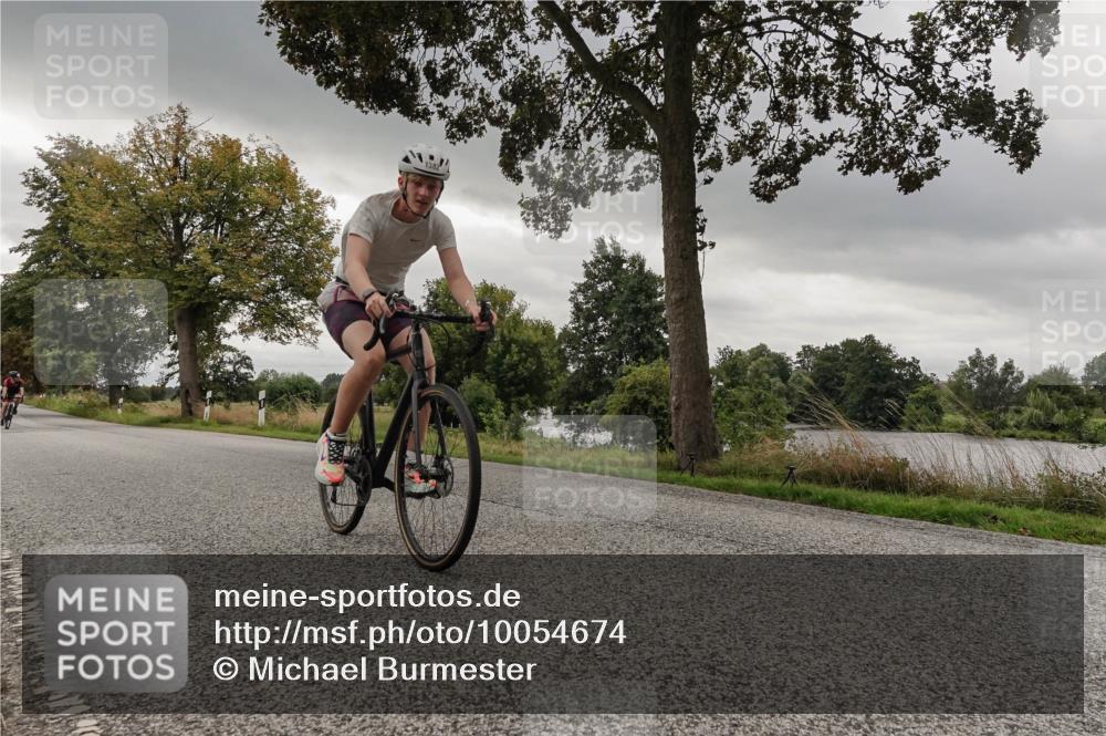 30.08.2026 - Elbe Triathlon Hamburg Michael Burmester http://msf.ph/oto/10054674 30.08.2026 11:09:53 Radfahren 1265, 1338, 1345, 1382, 1458 meine-sportfotos.de
