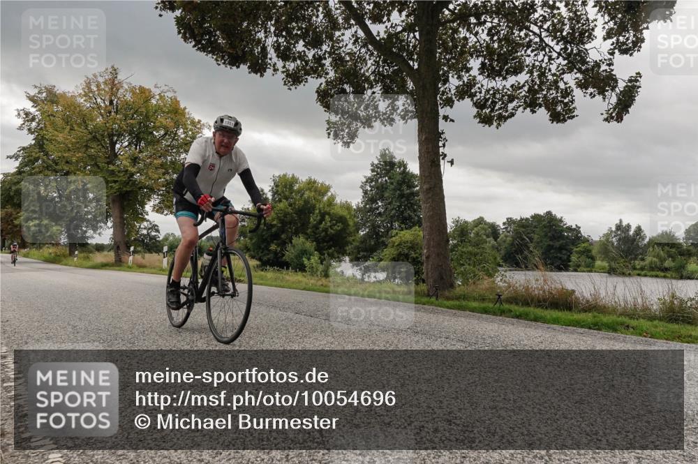 30.08.2026 - Elbe Triathlon Hamburg Michael Burmester http://msf.ph/oto/10054696 30.08.2026 11:10:43 Radfahren 1351, 1447, 1452, 1463 meine-sportfotos.de