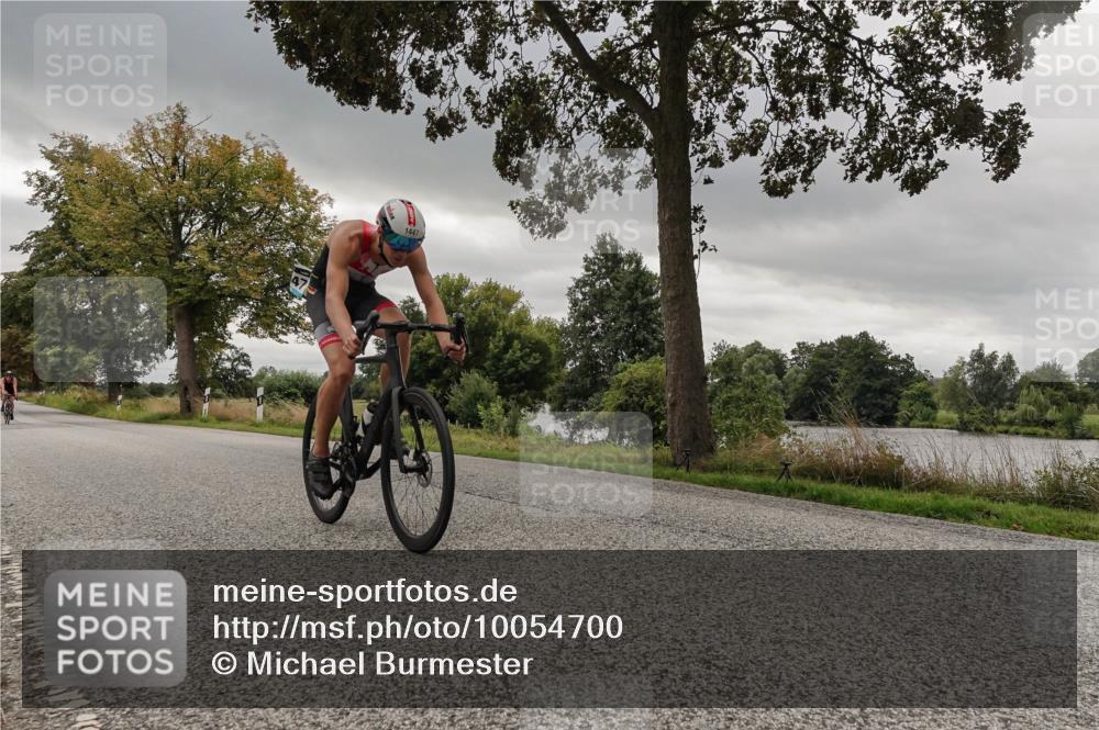 30.08.2026 - Elbe Triathlon Hamburg Michael Burmester http://msf.ph/oto/10054700 30.08.2026 11:10:48 Radfahren 1447, 1452, 1463 meine-sportfotos.de