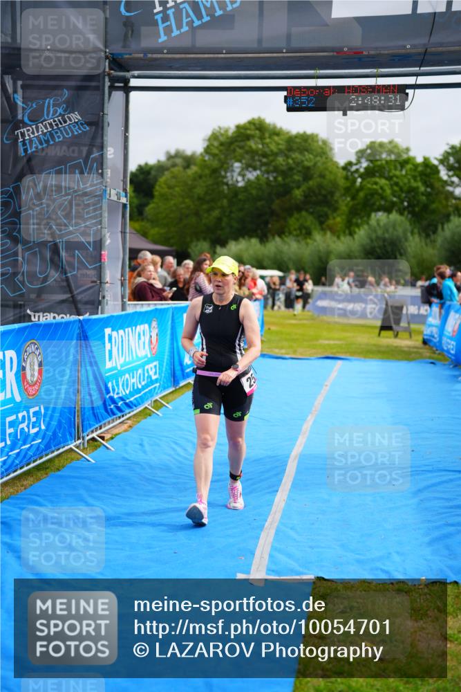 30.08.2026 - Elbe Triathlon Hamburg LAZAROV Photography http://msf.ph/oto/10054701 30.08.2026 10:58:33 Ziel 259, 352, 480 meine-sportfotos.de