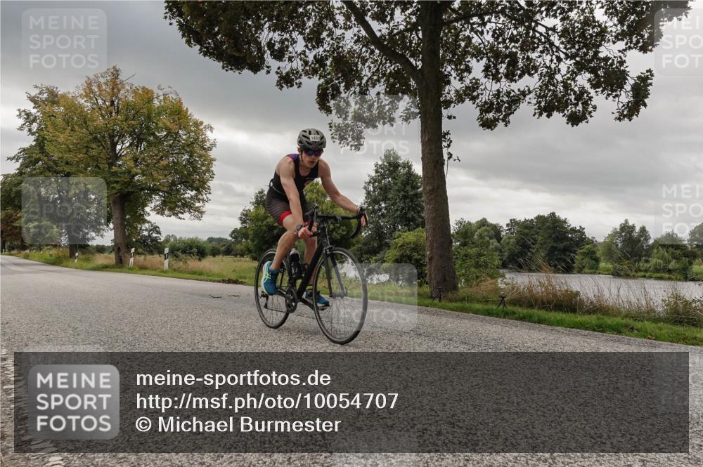 30.08.2026 - Elbe Triathlon Hamburg Michael Burmester http://msf.ph/oto/10054707 30.08.2026 11:11:05 Radfahren 1238, 1439 meine-sportfotos.de