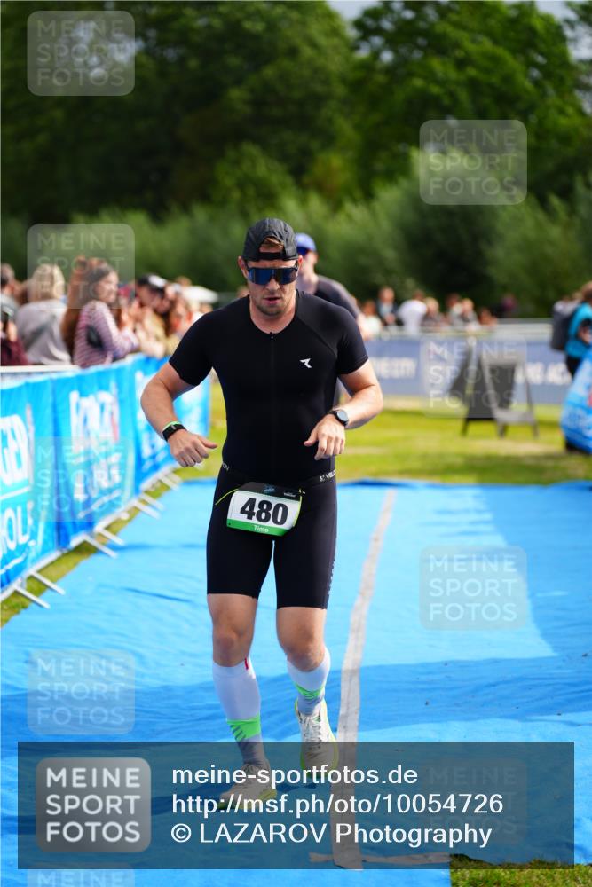 30.08.2026 - Elbe Triathlon Hamburg LAZAROV Photography http://msf.ph/oto/10054726 30.08.2026 10:58:43 Ziel 480, 588 meine-sportfotos.de