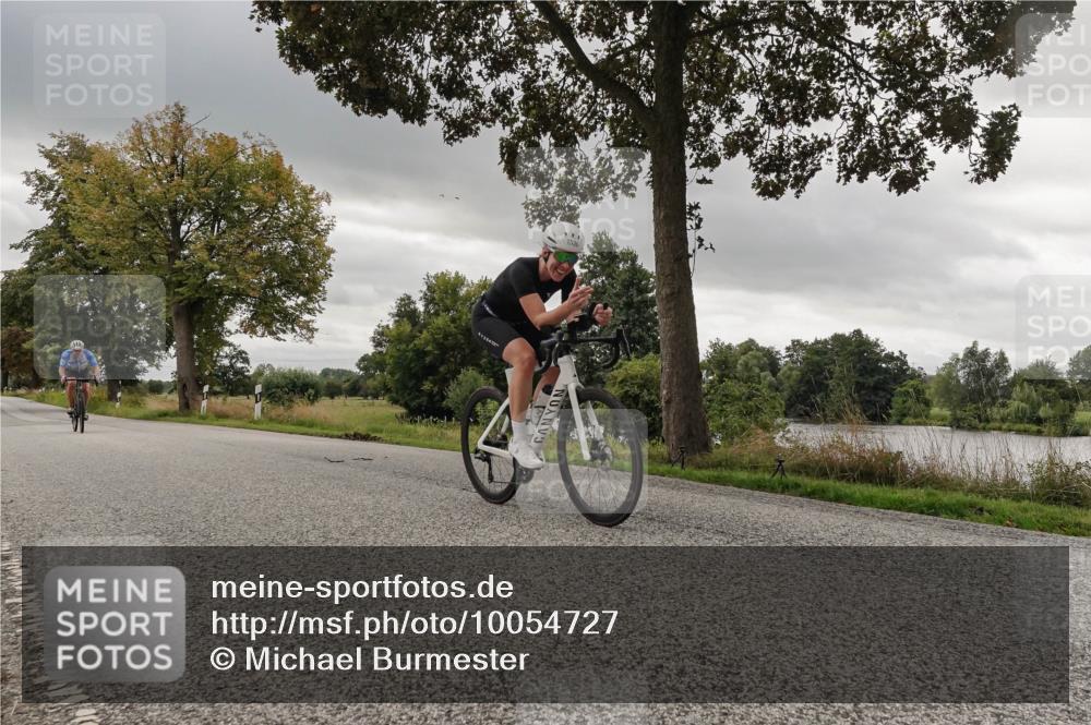 30.08.2026 - Elbe Triathlon Hamburg Michael Burmester http://msf.ph/oto/10054727 30.08.2026 11:12:18 Radfahren 1336, 1536, 1581 meine-sportfotos.de