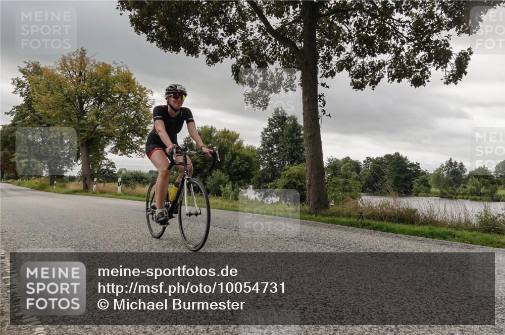 30.08.2026 - Elbe Triathlon Hamburg Michael Burmester http://msf.ph/oto/10054731 30.08.2026 11:12:25 Radfahren 1288, 1549, 1581 meine-sportfotos.de
