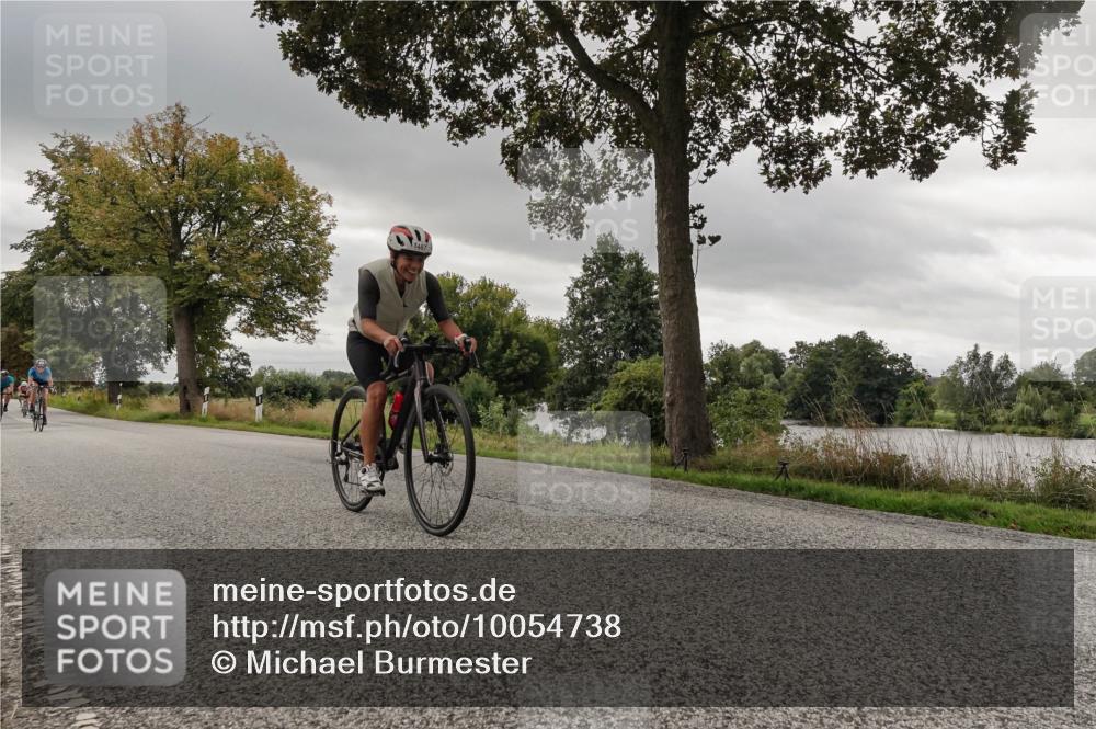 30.08.2026 - Elbe Triathlon Hamburg Michael Burmester http://msf.ph/oto/10054738 30.08.2026 11:12:34 Radfahren 1252, 1444, 1467, 1479, 1496 meine-sportfotos.de