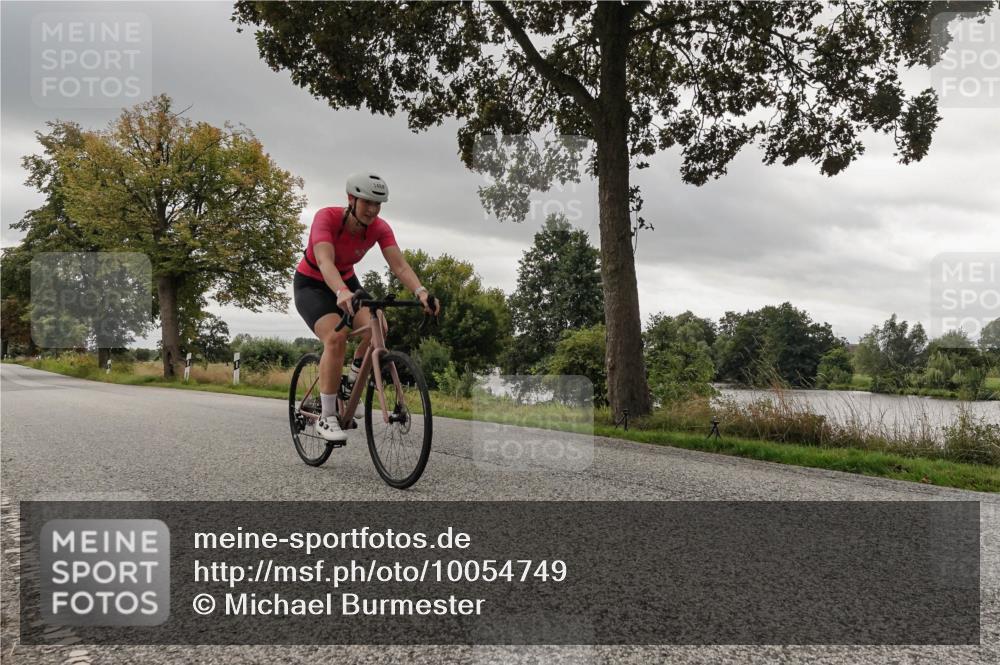 30.08.2026 - Elbe Triathlon Hamburg Michael Burmester http://msf.ph/oto/10054749 30.08.2026 11:12:45 Radfahren 1434, 1488, 1526 meine-sportfotos.de