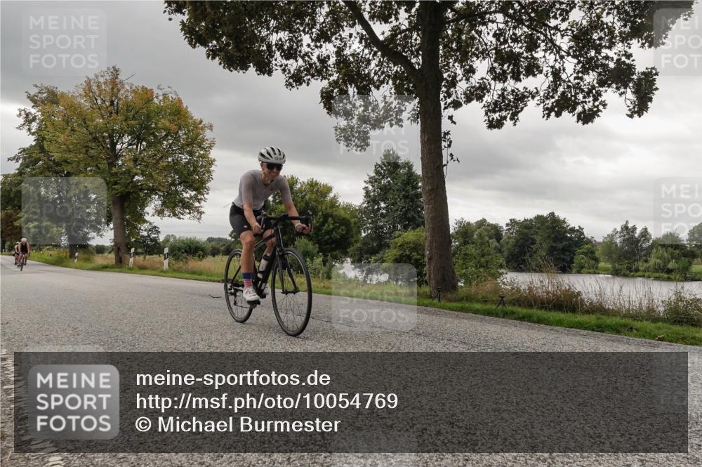 30.08.2026 - Elbe Triathlon Hamburg Michael Burmester http://msf.ph/oto/10054769 30.08.2026 11:13:19 Radfahren 1294, 1304, 1343, 1440, 1480, 1510, 1583 meine-sportfotos.de
