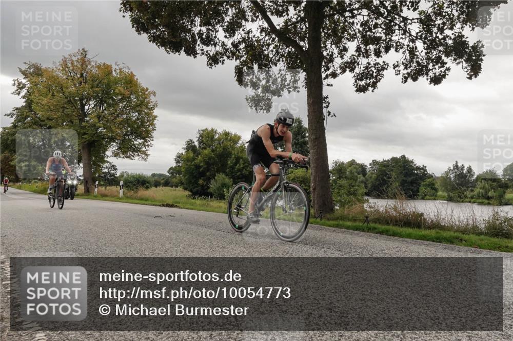 30.08.2026 - Elbe Triathlon Hamburg Michael Burmester http://msf.ph/oto/10054773 30.08.2026 11:13:22 Radfahren 1304, 1343, 1440, 1480, 1583 meine-sportfotos.de