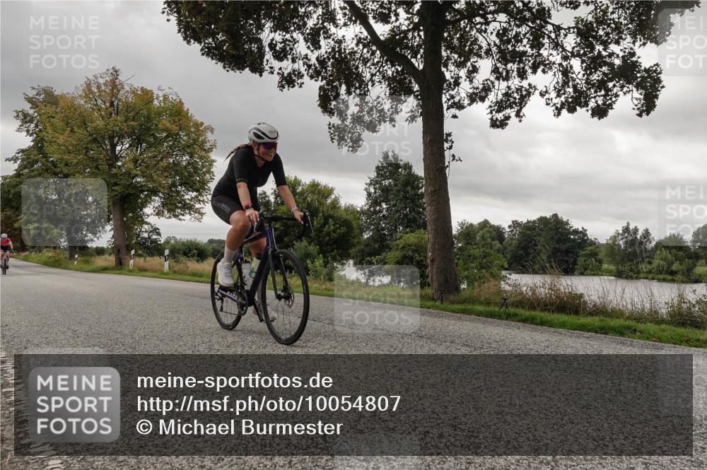 30.08.2026 - Elbe Triathlon Hamburg Michael Burmester http://msf.ph/oto/10054807 30.08.2026 11:14:06 Radfahren 1492, 1508, 1515 meine-sportfotos.de