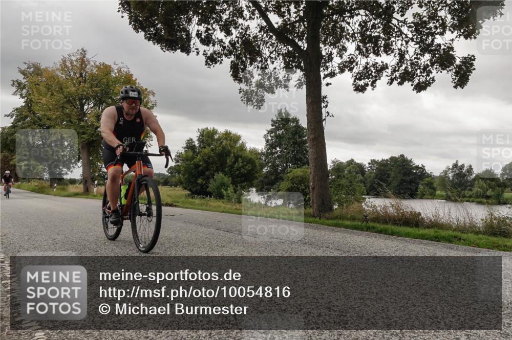 30.08.2026 - Elbe Triathlon Hamburg Michael Burmester http://msf.ph/oto/10054816 30.08.2026 11:14:20 Radfahren 1181, 1525, 1579 meine-sportfotos.de