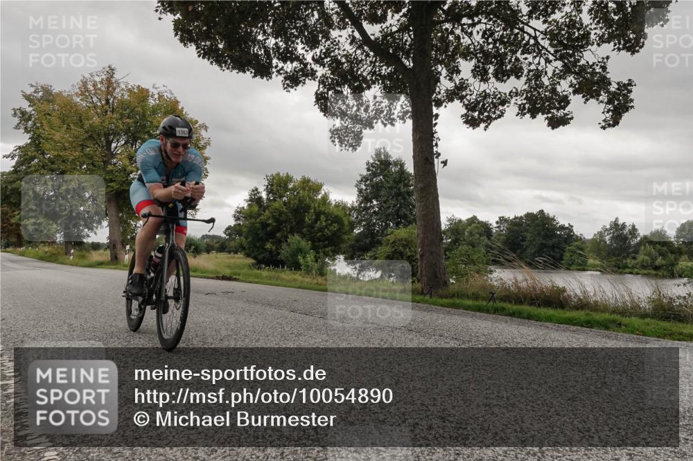 30.08.2026 - Elbe Triathlon Hamburg Michael Burmester http://msf.ph/oto/10054890 30.08.2026 11:16:40 Radfahren 1293, 1363 meine-sportfotos.de