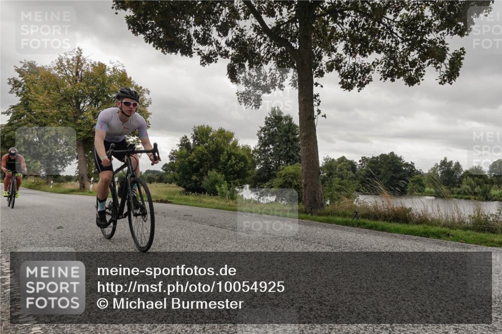 30.08.2026 - Elbe Triathlon Hamburg Michael Burmester http://msf.ph/oto/10054925 30.08.2026 11:18:01 Radfahren 1383, 1664 meine-sportfotos.de