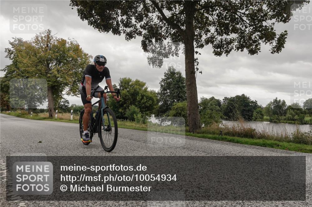 30.08.2026 - Elbe Triathlon Hamburg Michael Burmester http://msf.ph/oto/10054934 30.08.2026 11:18:23 Radfahren 1331, 1367, 1499, 1504 meine-sportfotos.de