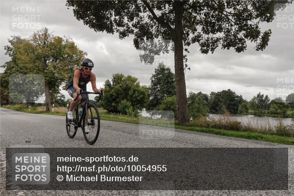30.08.2026 - Elbe Triathlon Hamburg Michael Burmester http://msf.ph/oto/10054955 30.08.2026 11:18:51 Radfahren 1542, 1689 meine-sportfotos.de