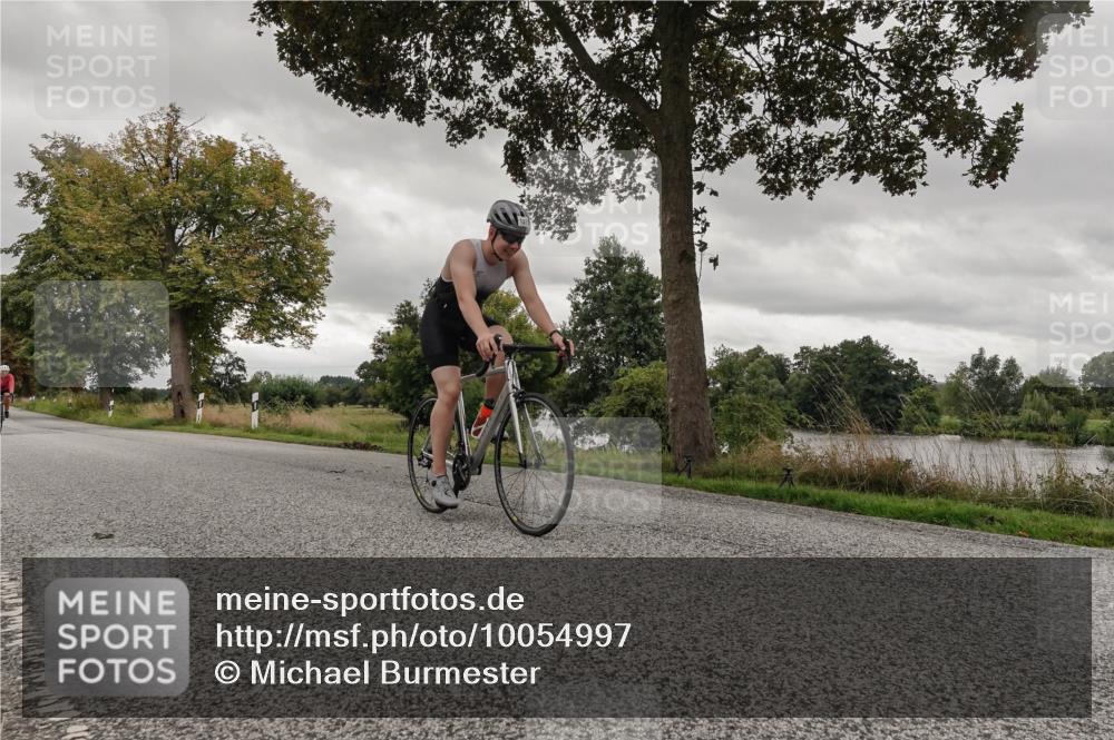 30.08.2026 - Elbe Triathlon Hamburg Michael Burmester http://msf.ph/oto/10054997 30.08.2026 11:20:27 Radfahren 1378, 1484, 1506 meine-sportfotos.de