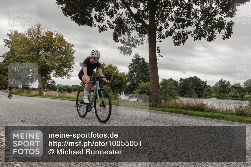 30.08.2026 - Elbe Triathlon Hamburg Michael Burmester http://msf.ph/oto/10055051 30.08.2026 11:22:01 Radfahren 801, 1391, 1423, 1596, 1633, 1658 meine-sportfotos.de
