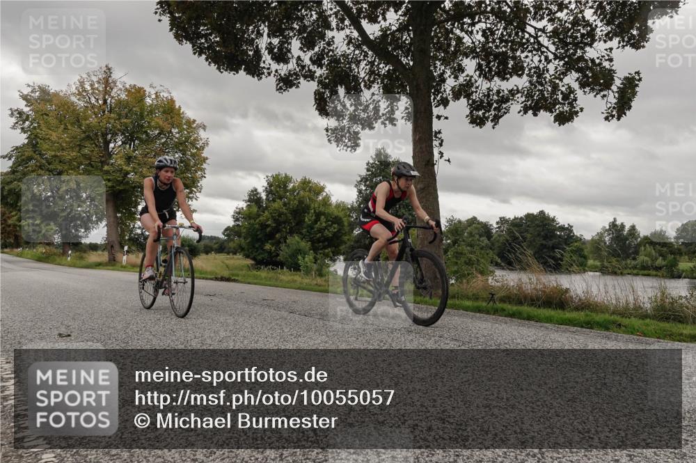 30.08.2026 - Elbe Triathlon Hamburg Michael Burmester http://msf.ph/oto/10055057 30.08.2026 11:22:08 Radfahren 801, 1596, 1633 meine-sportfotos.de