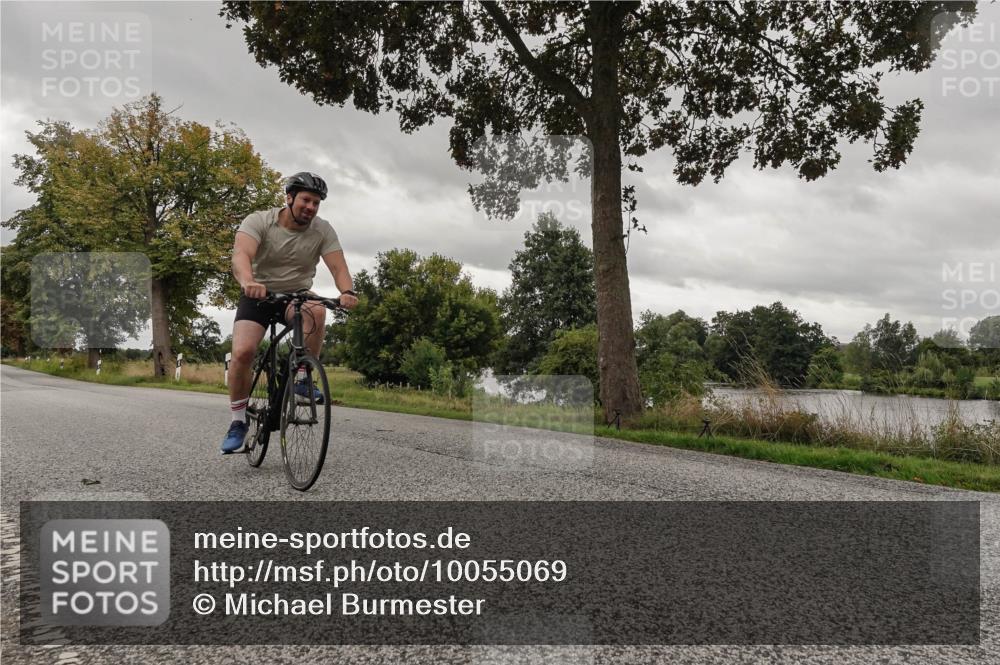 30.08.2026 - Elbe Triathlon Hamburg Michael Burmester http://msf.ph/oto/10055069 30.08.2026 11:22:42 Radfahren 1095, 1401, 1585 meine-sportfotos.de