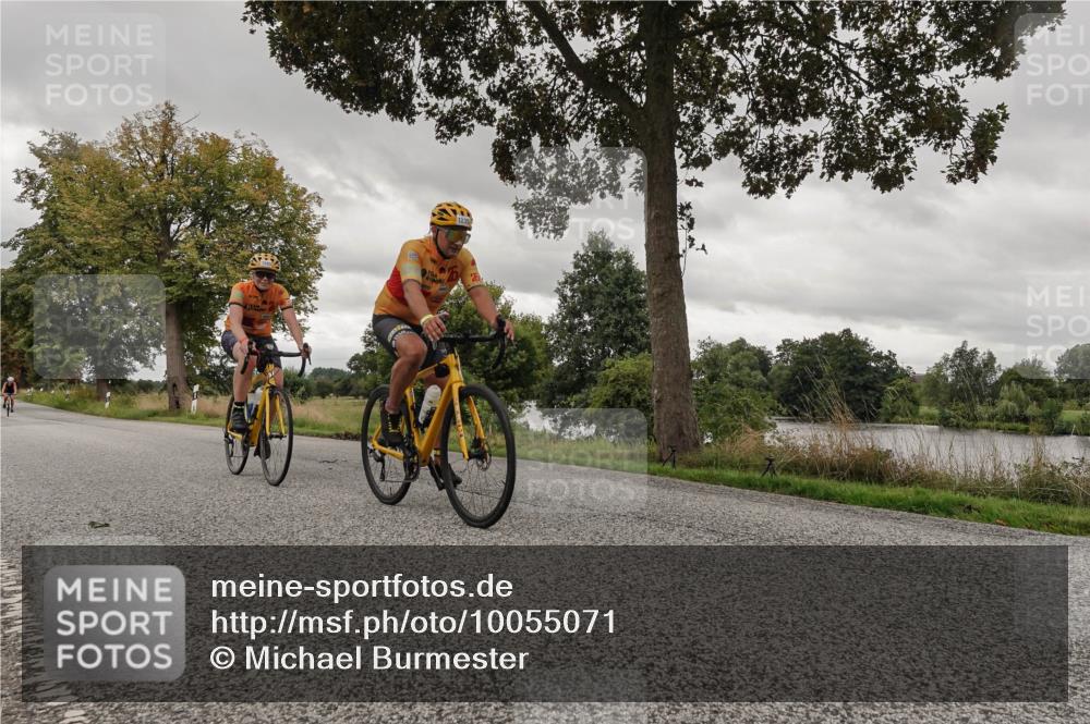 30.08.2026 - Elbe Triathlon Hamburg Michael Burmester http://msf.ph/oto/10055071 30.08.2026 11:22:48 Radfahren 1424, 1585, 1593 meine-sportfotos.de