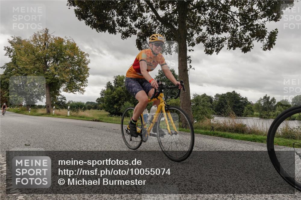 30.08.2026 - Elbe Triathlon Hamburg Michael Burmester http://msf.ph/oto/10055074 30.08.2026 11:22:49 Radfahren 1424, 1585, 1593 meine-sportfotos.de