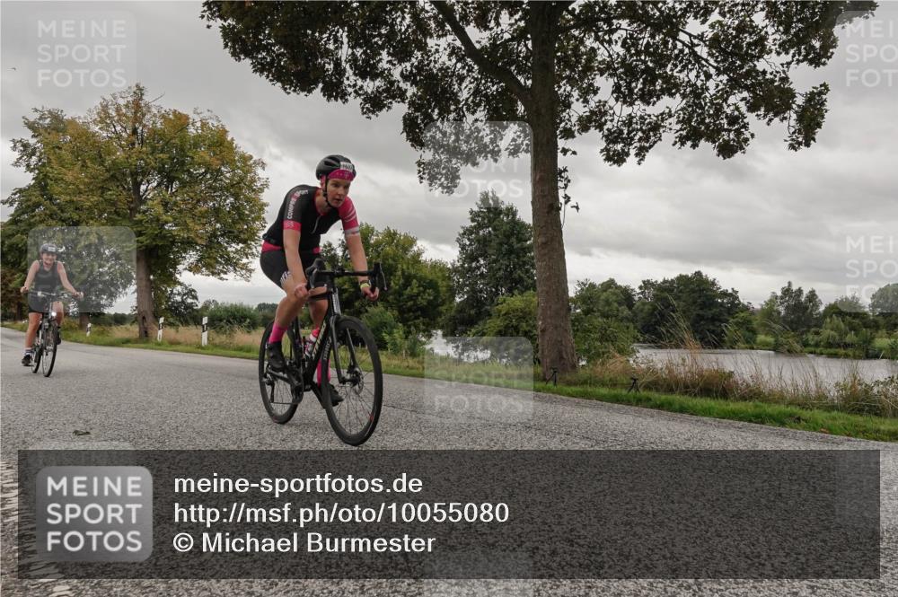 30.08.2026 - Elbe Triathlon Hamburg Michael Burmester http://msf.ph/oto/10055080 30.08.2026 11:22:58 Radfahren 1546, 1615, 1637 meine-sportfotos.de