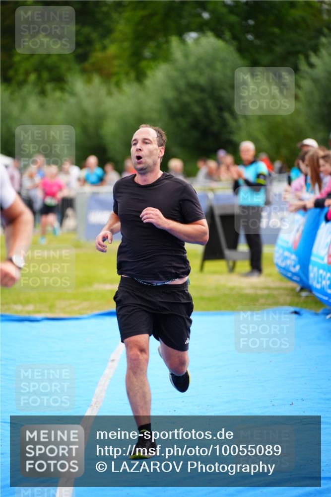 30.08.2026 - Elbe Triathlon Hamburg LAZAROV Photography http://msf.ph/oto/10055089 30.08.2026 11:00:58 Ziel 498, 676, 987 meine-sportfotos.de